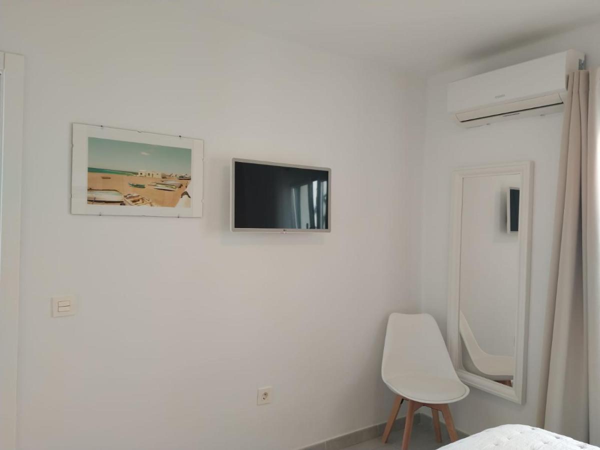 Bungalow Paseo Del Mar- Playa Roca Residence Sea Front Access - Free Ac - Wifi Costa Teguise Bagian luar foto
