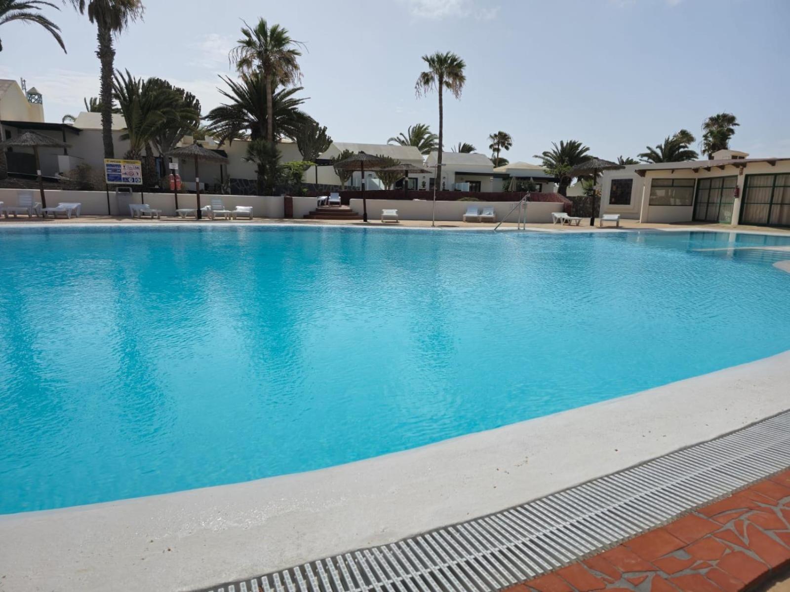 Bungalow Paseo Del Mar- Playa Roca Residence Sea Front Access - Free Ac - Wifi Costa Teguise Bagian luar foto